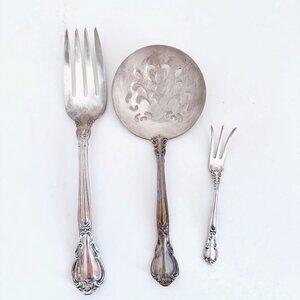 GORHAM STERLING SILVER CHANTILLY SERVING FORK TOMATO SERVER LEMON FORK